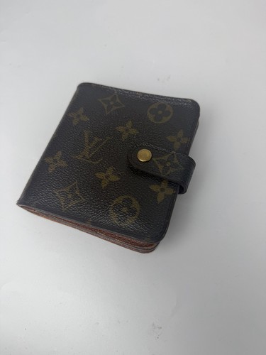 Louis vuitton compact - louis,